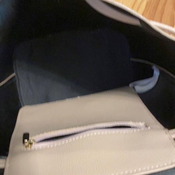 BAG - Picture 4 of 4